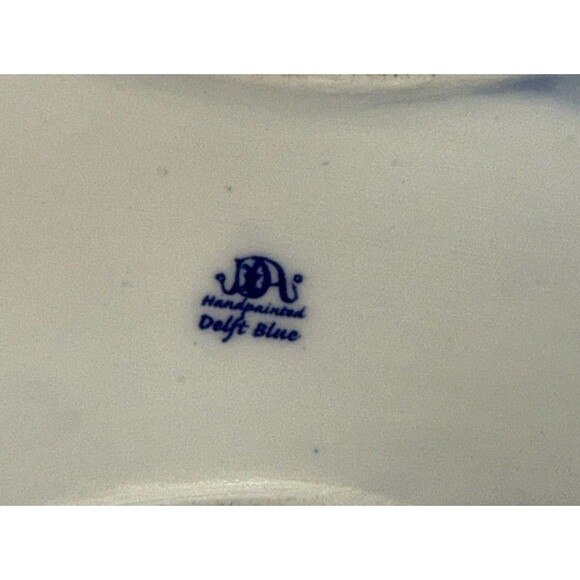 Vintage Delft Trinket Box W/Kissing Dutch Couple Porcelain Blue White 5.75”x3” - Picture 12 of 16